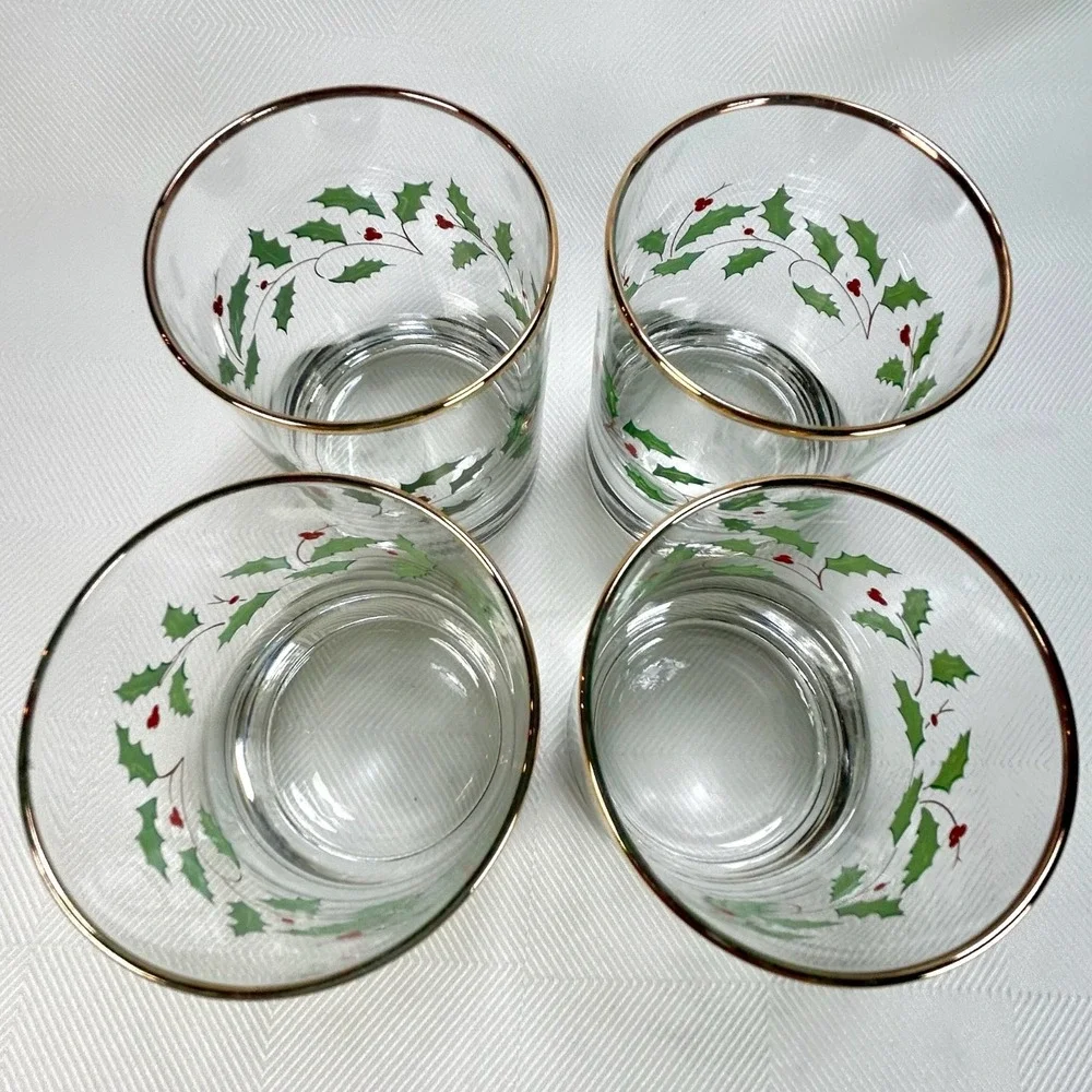 Lenox holly berry